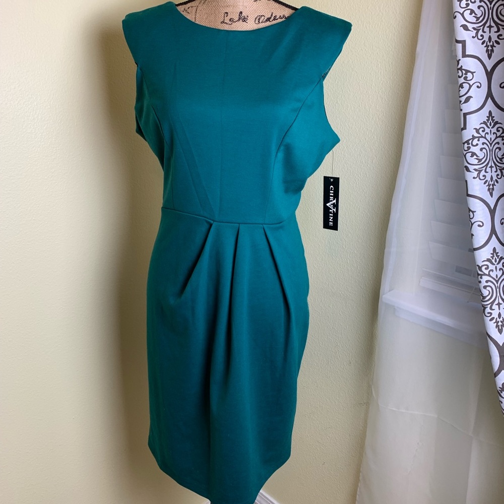 Beautiful dress perfect for any occasion